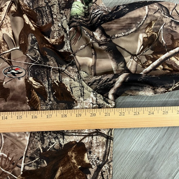 Red Head Realtree Hunting Jacket - Picture 3 of 9